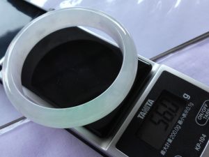 氷翡翠バングル