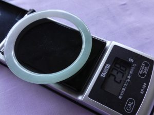 氷翡翠プリンセスバングル