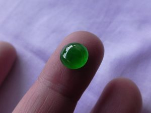 ろうかん翡翠ルース