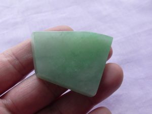 本翡翠彫刻用プレート