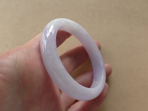 ラベンダー翡翠バングル