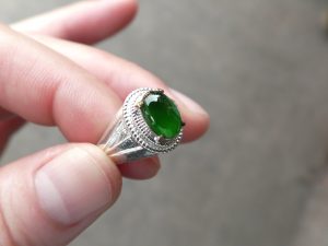 ろうかん翡翠ルース