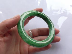 本翡翠プリンセスバングル