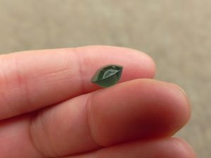 ろうかん翡翠ルース