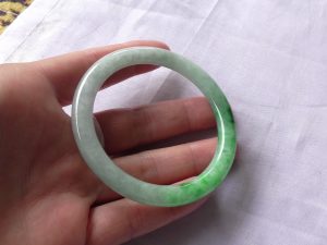 本翡翠プリンセスバングル