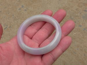ラベンダー翡翠バングル