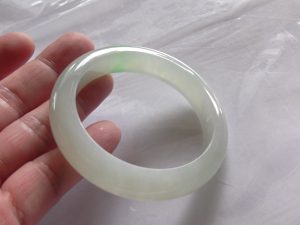 高級氷翡翠バングル