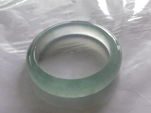 高級氷翡翠バングル