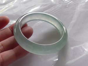 高級氷翡翠バングル