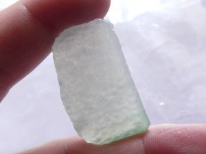 氷翡翠ペンダント用原石