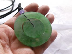 ろうかん翡翠ペンダント