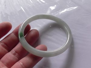 プリンセス翡翠バングル