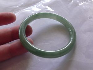 翡翠プリンセスバングル
