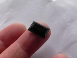 黒翡翠ルース