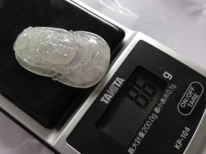 氷翡翠カービング