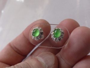 蛍光翡翠ペアルース　二つの灯