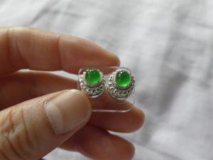 蛍光翡翠ペアルース