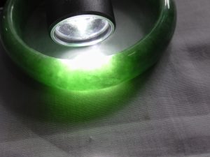 本翡翠バングル