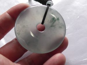 高級氷翡翠カービング