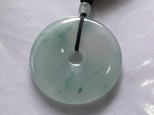 高級氷翡翠カービング