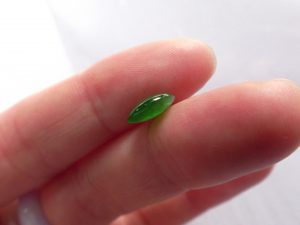 ろうかん翡翠ルース