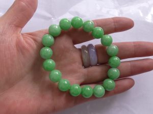 高級翡翠ビーズブレスレット