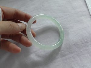 氷翡翠プリンセスバングル