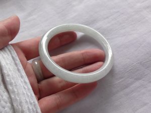 プリンセス翡翠バングル