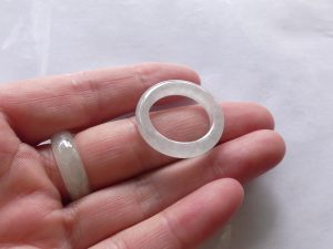 くりぬき氷翡翠リング