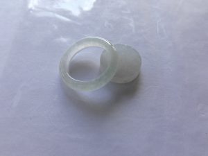 くりぬき氷翡翠リング