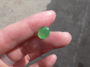 蛍光翡翠ペアルース