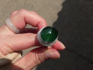 ろうかん翡翠ルース