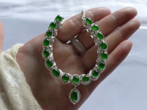 ろうかん翡翠ネックレス