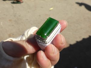 高級ろうかん翡翠ルース