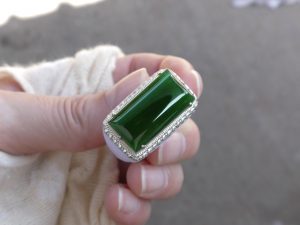 高級ろうかん翡翠ルース