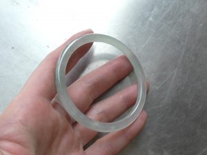 氷翡翠プリンセスバングル