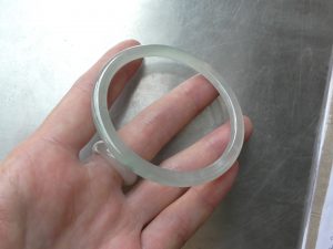 氷翡翠プリンセスバングル