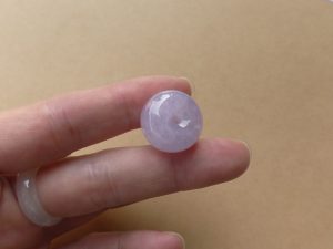 ラベンダー氷翡翠カービング