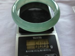 氷翡翠バングル