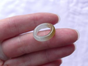 くりぬき氷翡翠リング