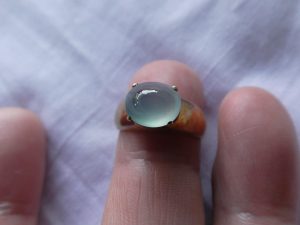 アイスブルー翡翠ルース 　ぱぴー