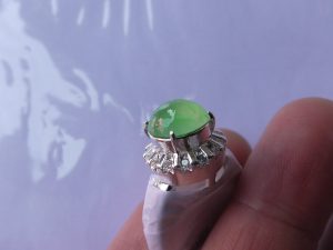 ろうかん翡翠ルース