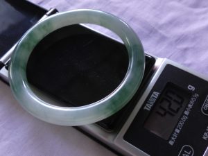 プリンセス氷翡翠バングル