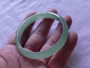 ブルーグリーン氷翡翠バングル