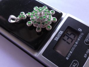 ろうかん翡翠ペンダント