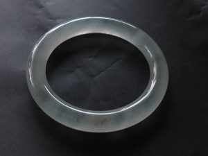 高級氷翡翠バングル
