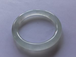 高級氷翡翠バングル