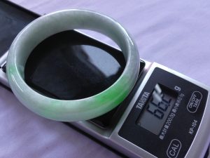 本翡翠バングル