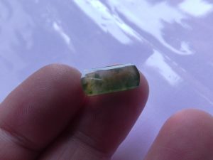 マルチカラー翡翠ルース