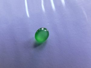 蛍光翡翠ルース